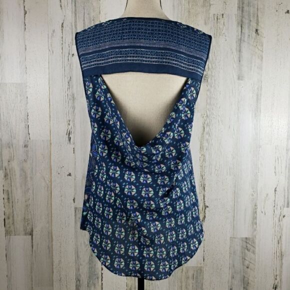 BCBG Adonia Cutout Tank Sz S - Picture 6 of 9